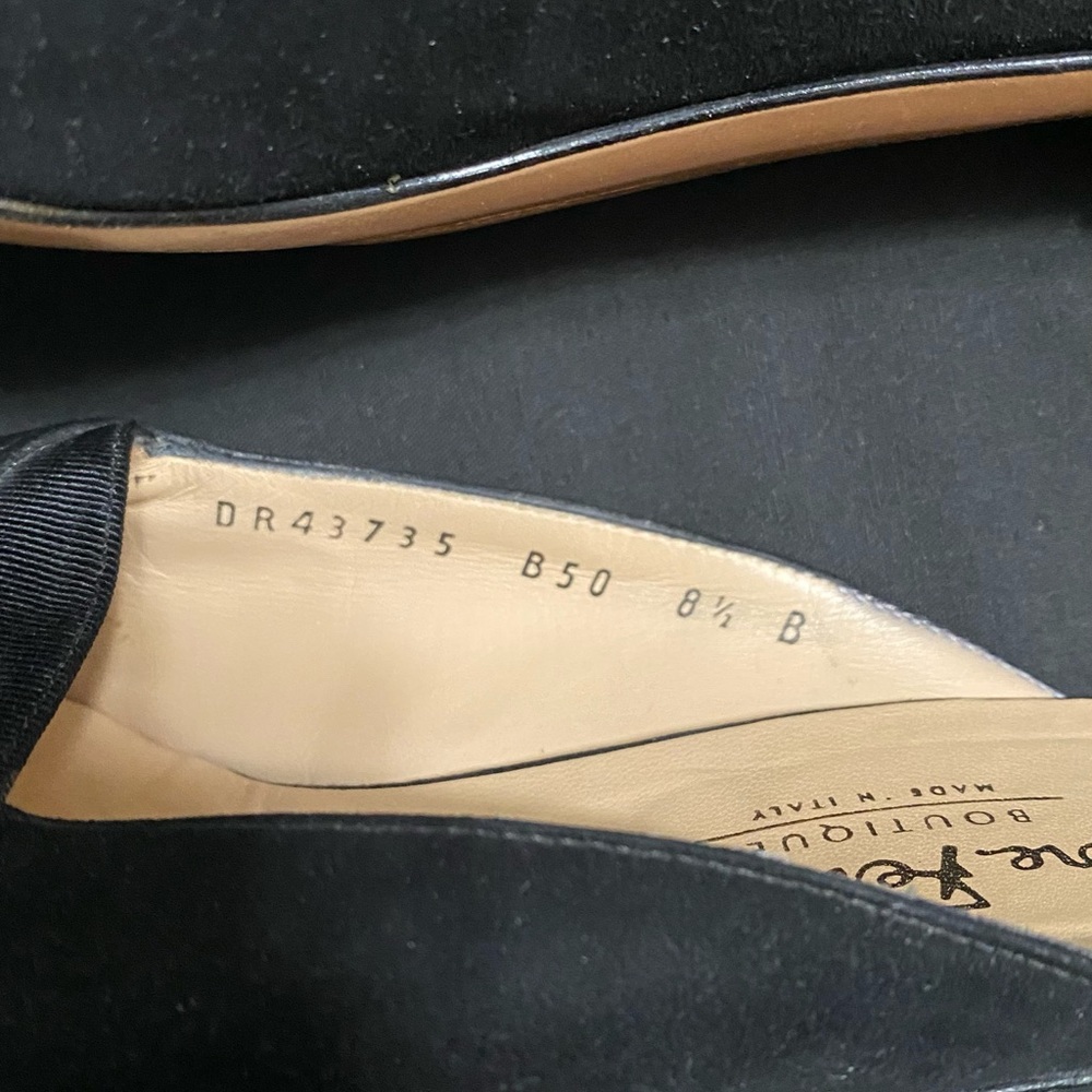 Salvatore Ferragamo Black Suede Flats - Picture 4 of 4